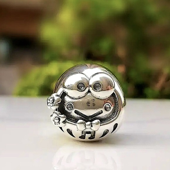 Hello Kitty & Friends Sterling Silver Charm - Picture 1 of 1